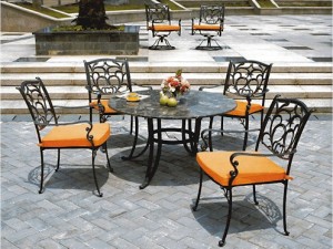 cleaning patio furniture